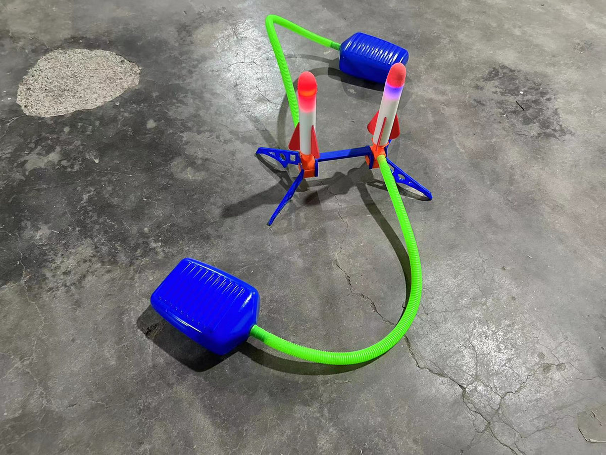 Rocket Launch Toy with Light-Up Features for Outdoors