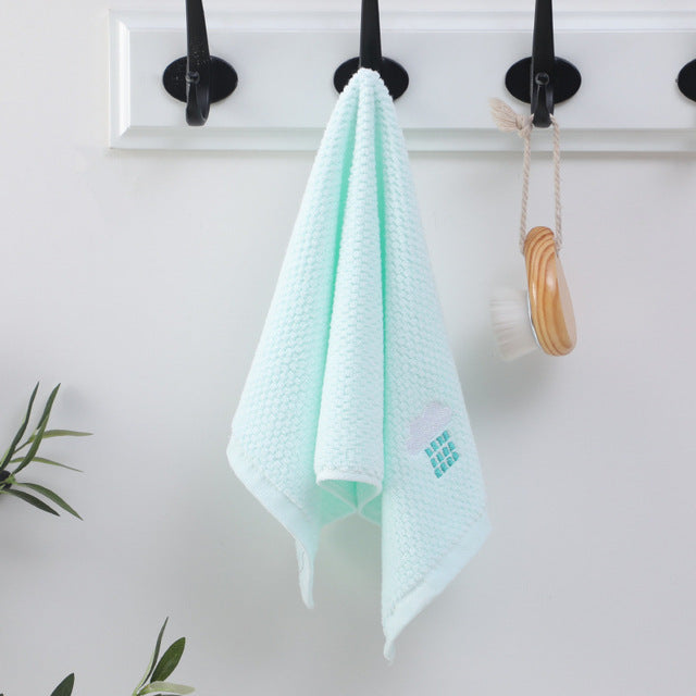 Soft Coral Velvet Cartoon Baby Bath Towel